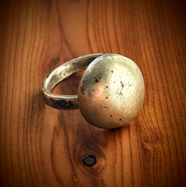 Cast silver bead ring - Image 2