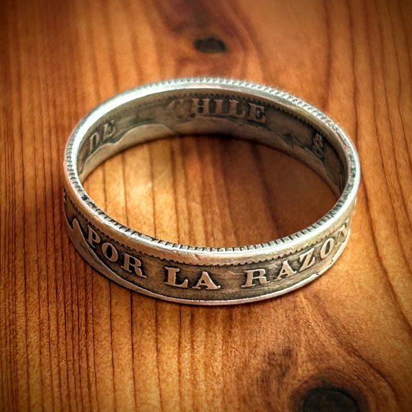 Chile "Por La Razon o La Fuerza"